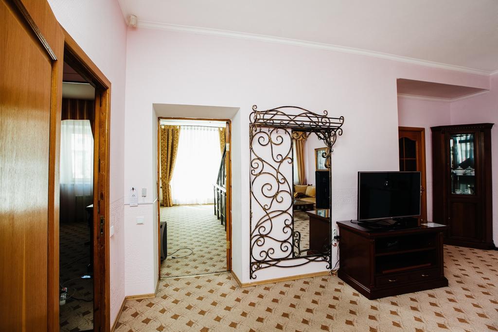 Business Hotel Astana Kamer foto